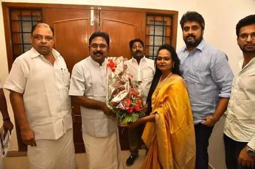 T. T. V. Dhinakaran - dance master kala - join ammk.jpg 